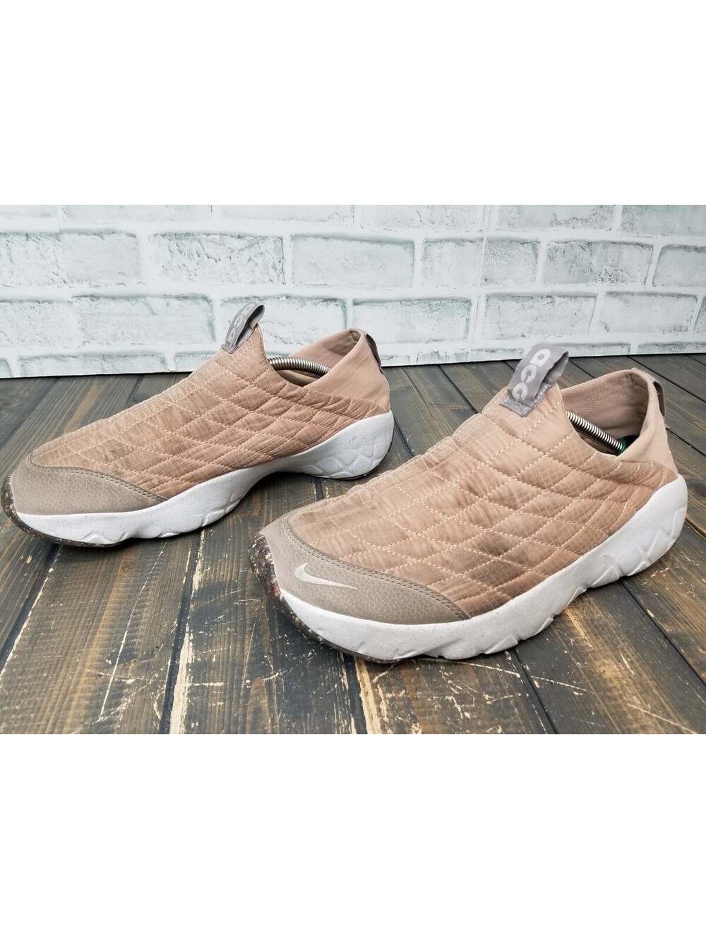 Nike ACG Moc 3.5 Moccasin Men Size 9.5 Hemp Beige Grey DD2867-200 Slip-On